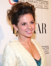 Photos de Mackenzie Rosman - L'oreal Paris Presents As Seen in Harpers Bazaar - 3